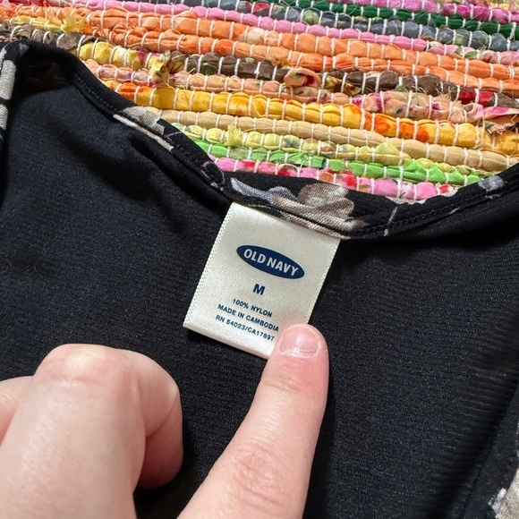 y2k Old Navy Floral Drawstring Top – Black Beige Rose Print, Size M - Picture 2 of 3